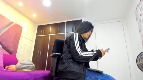 Charlotte Icee online show from 02/03/25, 04:10