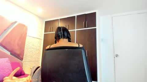 Charlotte Icee online show from 02/06/25, 03:41