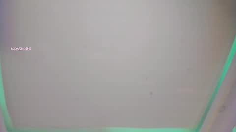 charlotte_line online show from 10/10/25, 05:45