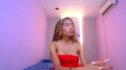 CHARLOTTE online show from 01/25/25, 11:55