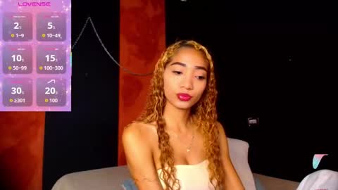 CHARLOTTE online show from 09/28/25, 11:37