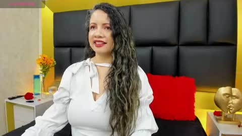 Snapshot of charlotte_monnroe chatting on 07/30/26, 01:21 charlotte_monnroe online show from 07/30/26, 01:21