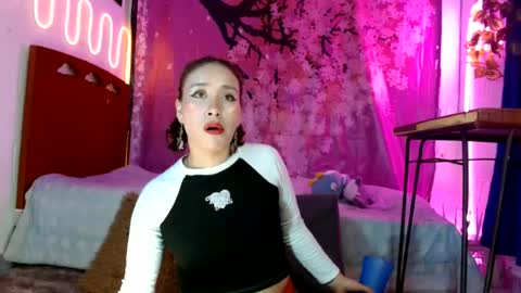 Snapshot of charlotte_morh_ chatting on 06/20/26, 02:03 charlotte_morh_ online show from 06/20/26, 02:03