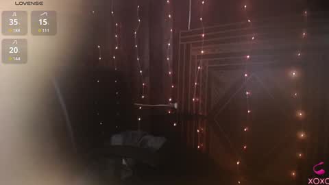 Snapshot of charlotte_vanillefraise chatting on 01/09/25, 02:22 charlotte lepiaf online show from 01/09/25, 02:22