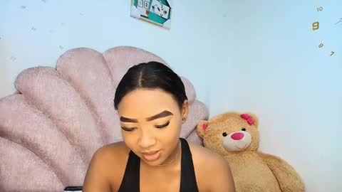 charlotte_walker1 online show from 03/12/26, 11:33