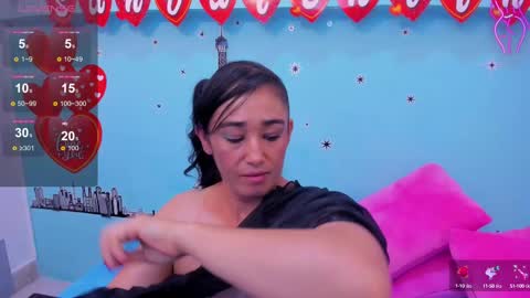 Charlotte  online show from 02/17/25, 03:42