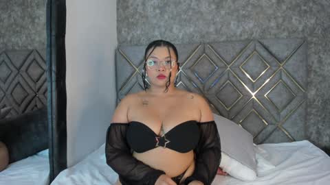 Snapshot of charlottee_1403 chatting on 12/06/24, 07:45 Charlotte online show from 12/06/24, 07:45