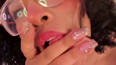 Snapshot of charlottee_1403 chatting on 01/03/25, 02:10 Charlotte online show from 01/03/25, 02:10