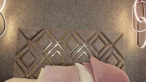 Snapshot of charlottee_1403 chatting on 02/03/25, 10:54 Charlotte online show from 02/03/25, 10:54