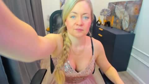 Charlotte online show from 04/09/26, 11:59