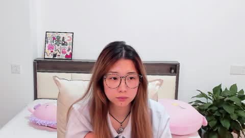 Charlotte online show from 04/06/26, 04:19