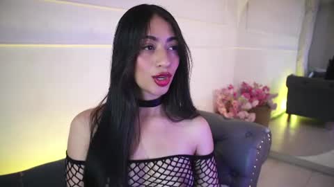 Lauren Rus online show from 06/24/26, 12:37