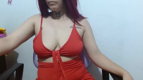 Snapshot of charlottesluthot chatting on 06/15/26, 04:09 charlotte online show from 06/15/26, 04:09