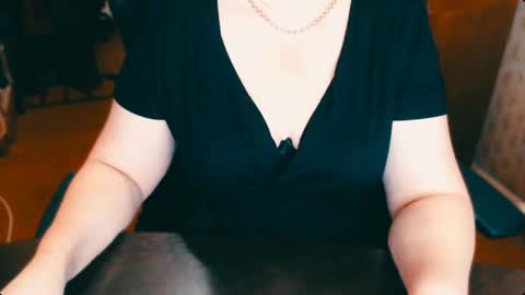 CharlotteXTasty online show from 12/27/24, 11:17