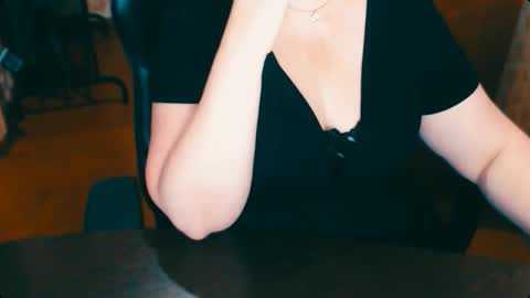 CharlotteXTasty online show from 10/29/25, 11:01