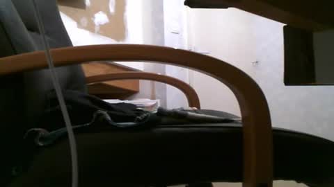 charly052 online show from 12/01/25, 04:23