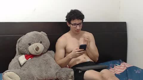 Snapshot of charlydeann chatting on 12/25/24, 04:44 online show from 12/25/24, 04:44