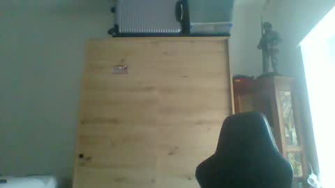 charly online show from 12/16/25, 08:30