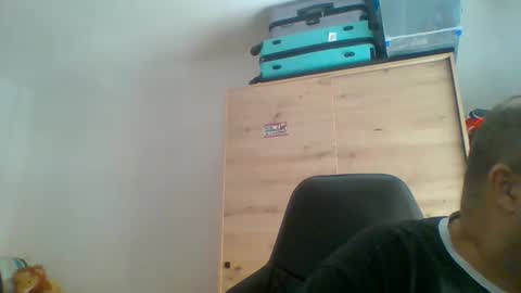 charly online show from 01/12/26, 11:04