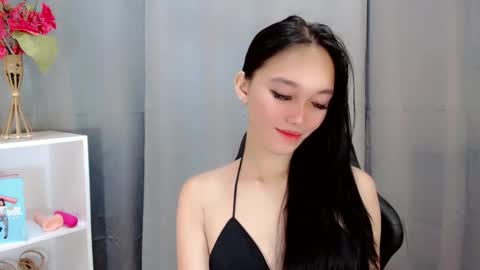 charm_fuckdoll8 online show from 04/18/26, 12:25