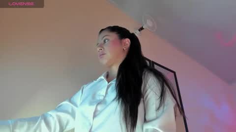 Charm alessa online show from 12/12/24, 10:20