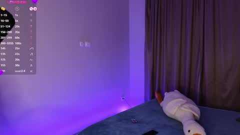 Kira online show from 12/26/24, 07:27