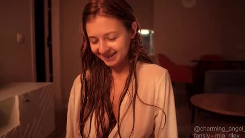 Marseline Chaturbelle online show from 11/28/25, 05:21