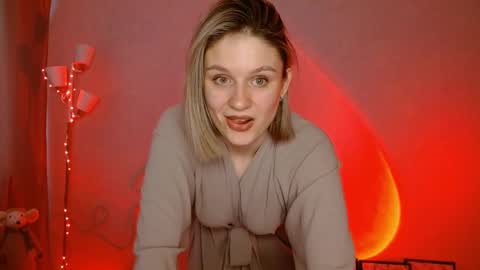 Michelle  online show from 01/14/25, 03:11