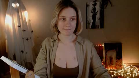 Michelle  online show from 11/03/25, 05:09