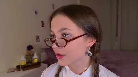 Kaylee online show from 09/20/25, 03:46