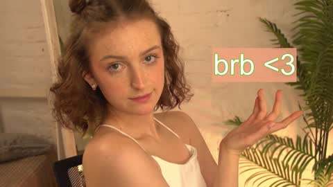 Snapshot of charming_flower chatting on 03/09/25, 01:04 MarselinMarsi inst ptj mars online show from 03/09/25, 01:04