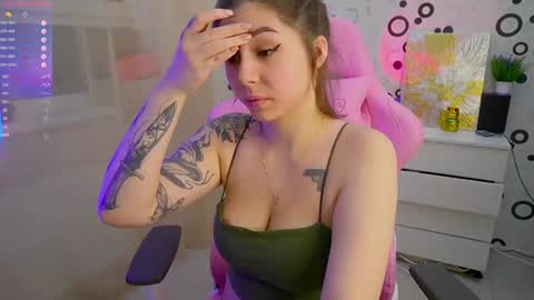 Belle and Miley online show from 12/11/24, 06:52