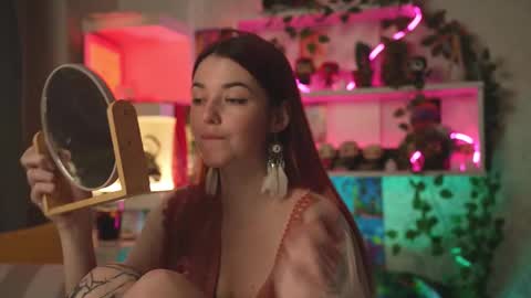 Belle and Miley online show from 02/19/25, 05:06