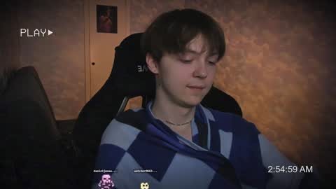 Snapshot of charonbaby1 chatting on 12/15/24, 11:53 lynxy online show from 12/15/24, 11:53