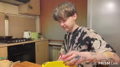 Snapshot of charonbaby1 chatting on 11/08/25, 06:29 lynxy online show from 11/08/25, 06:29