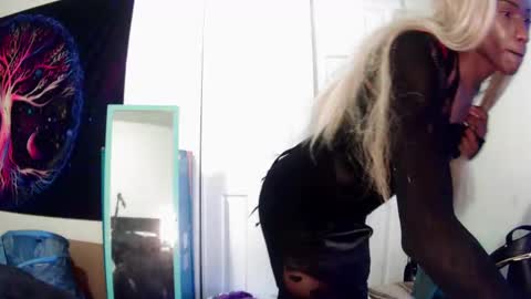 Miss Chocolate online show from 12/15/24, 06:59