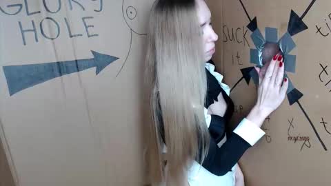 Anna online show from 01/17/26, 08:52