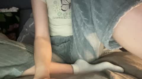 Snapshot of chase_vicky chatting on 09/11/25, 06:52 Vicky online show from 09/11/25, 06:52