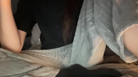 Snapshot of chase_vicky chatting on 09/27/25, 10:26 Vicky online show from 09/27/25, 10:26