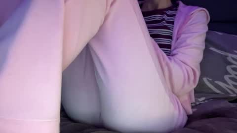 Vicky online show from 04/19/26, 07:38