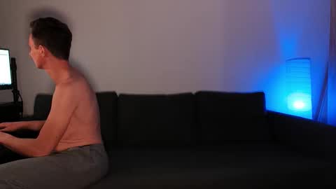 Snapshot of chasingwhiterabbit chatting on 09/23/25, 10:24 Chasing Rabbit online show from 09/23/25, 10:24