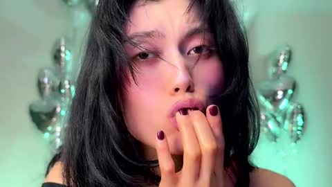 JASMINE   usually going live about 2 am UTC  online show from 12/12/24, 12:22