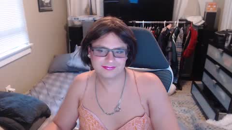 Natalie online show from 09/17/25, 01:29