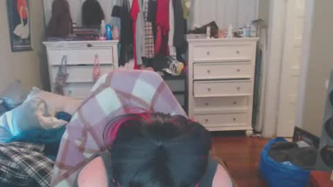 Natalie online show from 04/11/26, 01:32