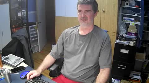 Snapshot of chatandfun666 chatting on 10/20/25, 04:51 wanaBeYourToy online show from 10/20/25, 04:51