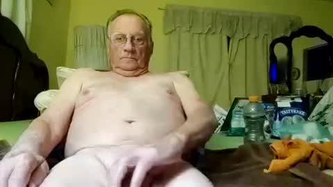 chatoffmale60 online show from 11/16/25, 01:49