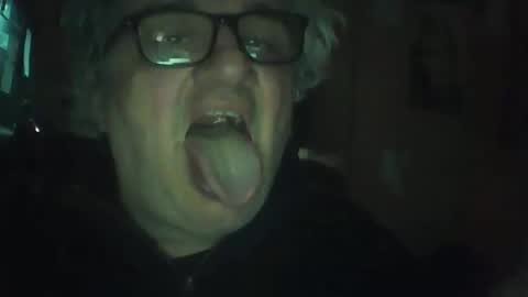 Snapshot of chatubatelee555 chatting on 03/04/26, 04:57 lee online show from 03/04/26, 04:57