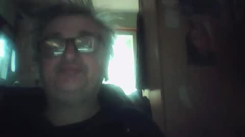 Snapshot of chatubatelee555 chatting on 03/12/26, 04:02 lee online show from 03/12/26, 04:02