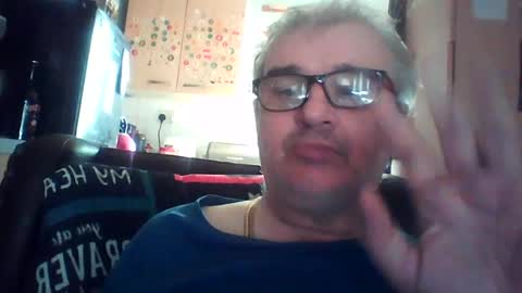 Snapshot of chatubatelee555 chatting on 07/01/26, 10:28 lee online show from 07/01/26, 10:28
