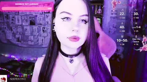 Mia online show from 03/10/26, 05:07